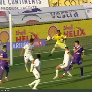 Fază controversată de arbitraj în FC Botoșani - FC Argeș. FOTO: captură Prima Sport