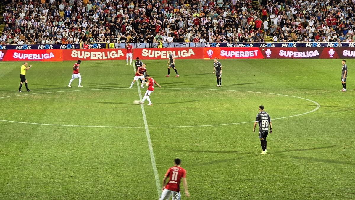 Vizibil afectat, Gâlcă pregătește schimbări majore cu FCSB: „Vor intra jucători care pot oferi mai mult”