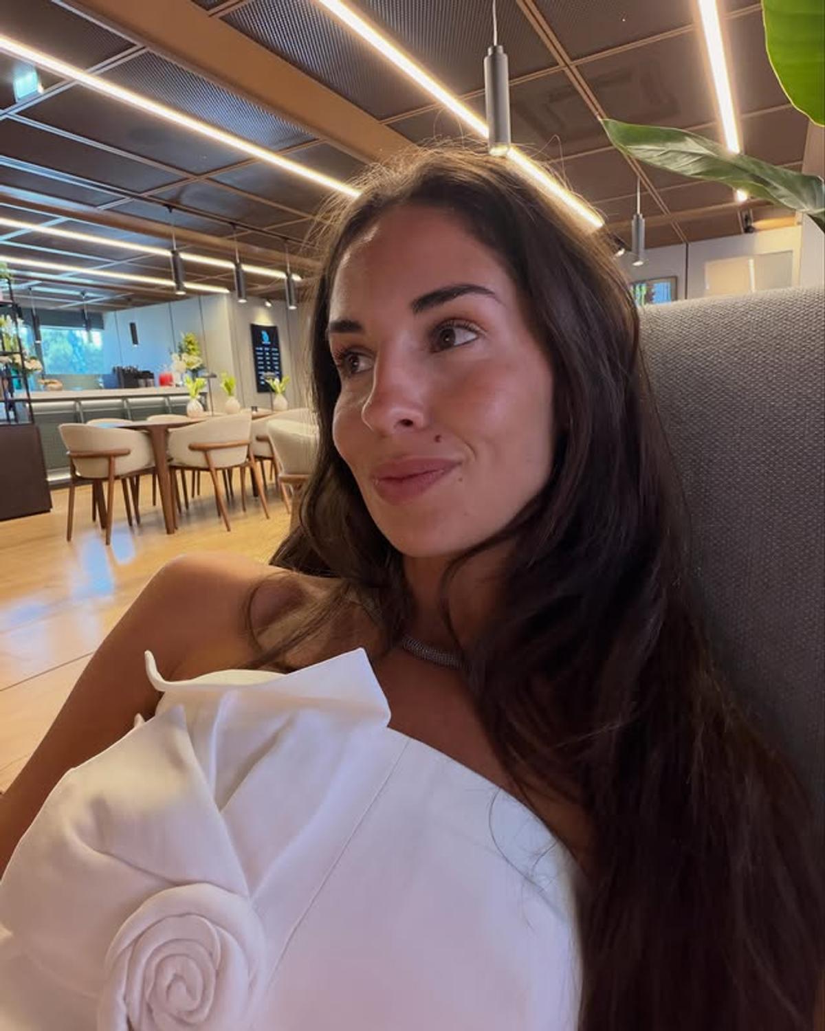 Starul din Formula 1 a făcut pasul cel mare! A cerut-o de soție pe superba Carmen, în plin sezon