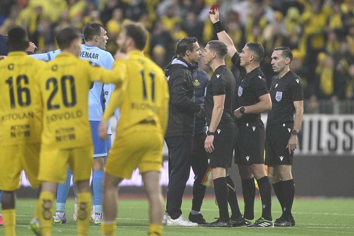 Istvan Kovacs, un nou meci cu scandal în Europa! Patronul lui Darius Olaru a părut că l-a lovit pe arbitru: imagini incredibile de la final