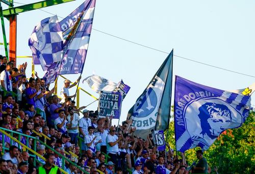 Suporterii lui FC Argeș și-au văzut favoriții lideri după aproape 30 de ani, sursă foto: Facebook @FC Argeș
