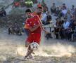 Jucători și terenuri de fotbal din Fâșia Gaza // Foto: Imago