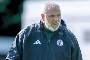 Cosmin Olăroiu, debut dezastruos! OUT din Liga Campionilor