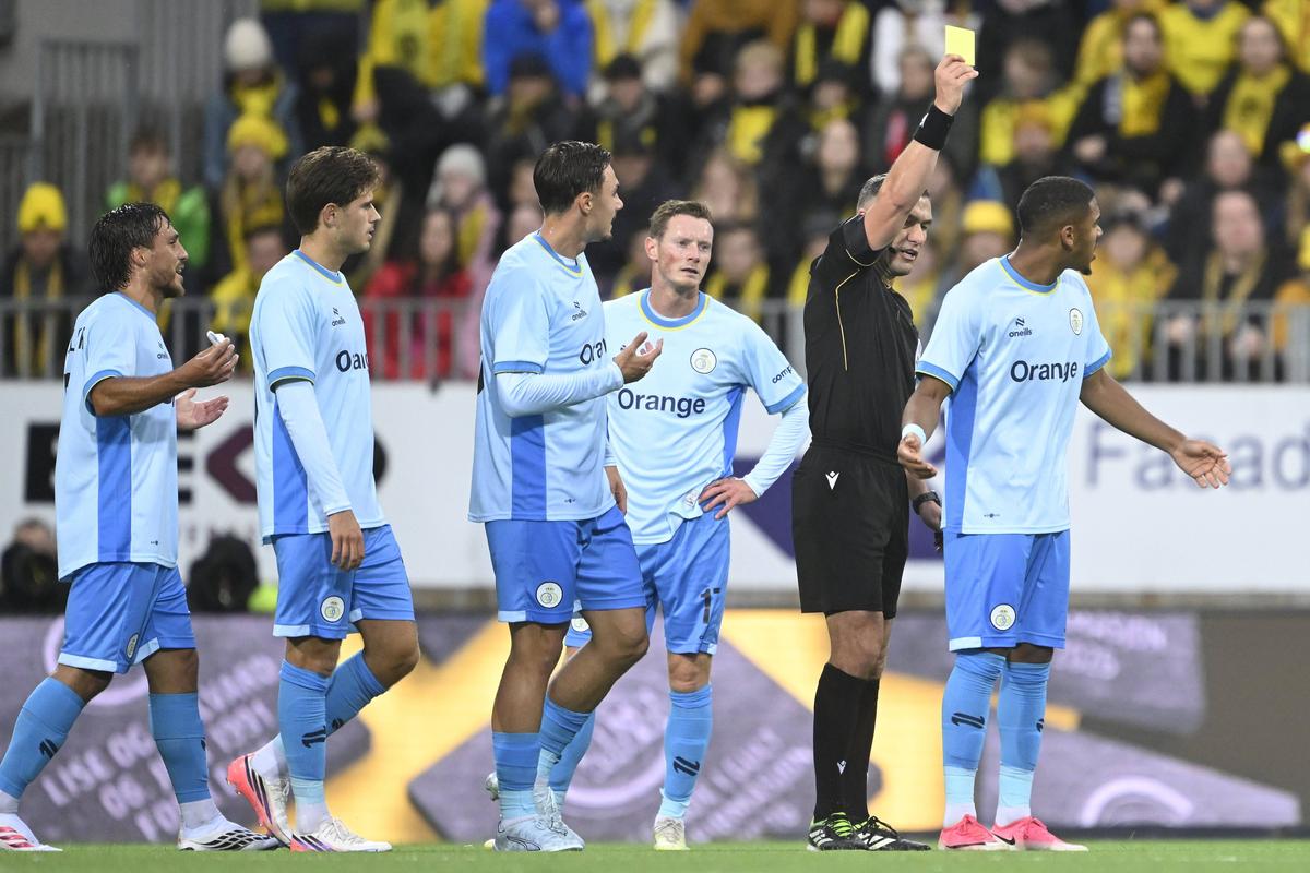 Istvan Kovacs, un nou meci cu scandal în Europa! Patronul lui Darius Olaru a părut că l-a lovit pe arbitru: imagini incredibile de la final