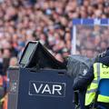 UEFA caută să uniformizeze utilizarea VAR-ului în ligile europene și competițiile internaționale // foto: Imago Images