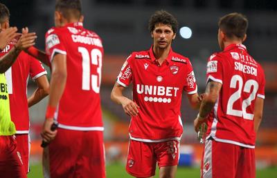 Liga 1 // Poli Iași - Dinamo: Meci tensionat, toți ochii pe Colțescu!