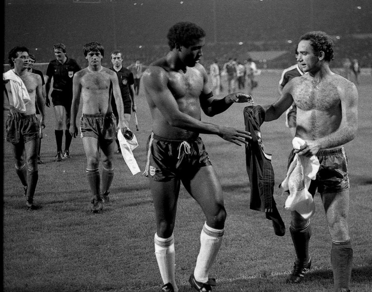 RETRO GSP. 35 de ani de când Lucescu remiza pe Wembley cu trei jucători de la Corvinul, locul 8 în campionat, și cu numai doi de la campioana Steaua