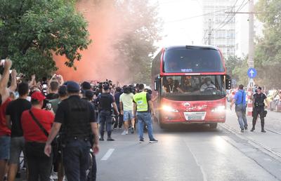 Tensiuni între PCH și șefii lui Dinamo: „Dacă lingușitoarea Anamaria Prodan a avut o influență, este urât” » Jignesc un om din club: „Păstrat pe criterii de lins picioare și pupat mâini”