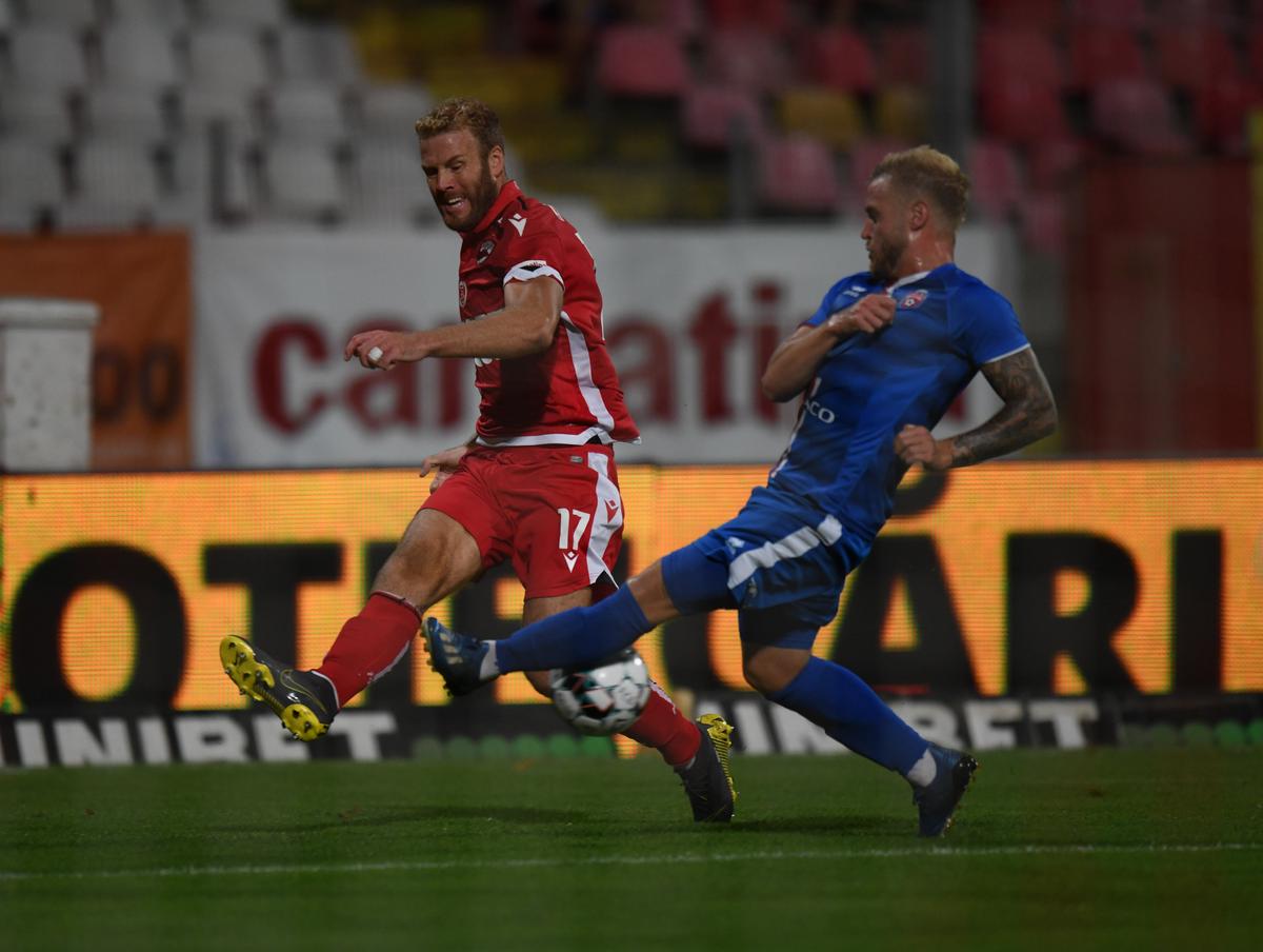 DINAMO - FC BOTOȘANI. VIDEO + FOTO Gol de poveste marcat de Borja Valle! A înscris de la 55 de metri