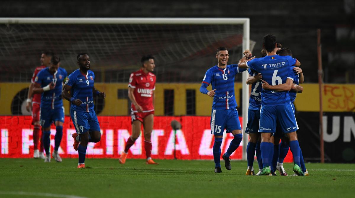 DINAMO - FC BOTOȘANI 1-1 // Dinamo, fără victorie după 3 etape! „Câinii” au obținut un punct cu Botoșani după supergolul lui Borja Valle