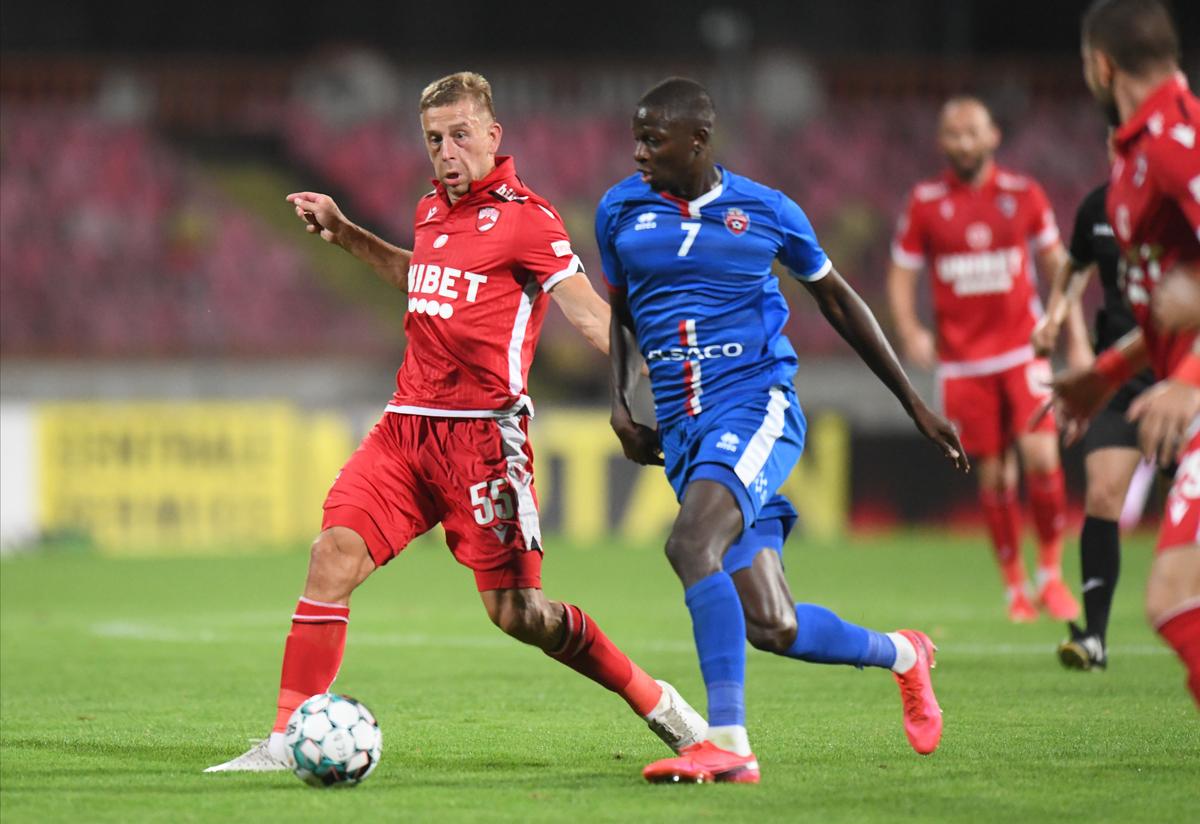 DINAMO - FC BOTOȘANI 1-1 // Dinamo, fără victorie după 3 etape! „Câinii” au obținut un punct cu Botoșani după supergolul lui Borja Valle