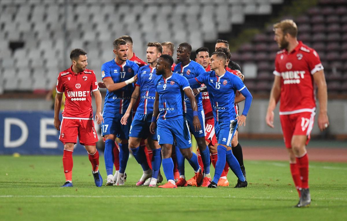 EXCLUSIV Prima ofertă pentru jucătorul de care Contra vrea să scape de la Dinamo: „Într-un an pleacă într-un campionat tare”