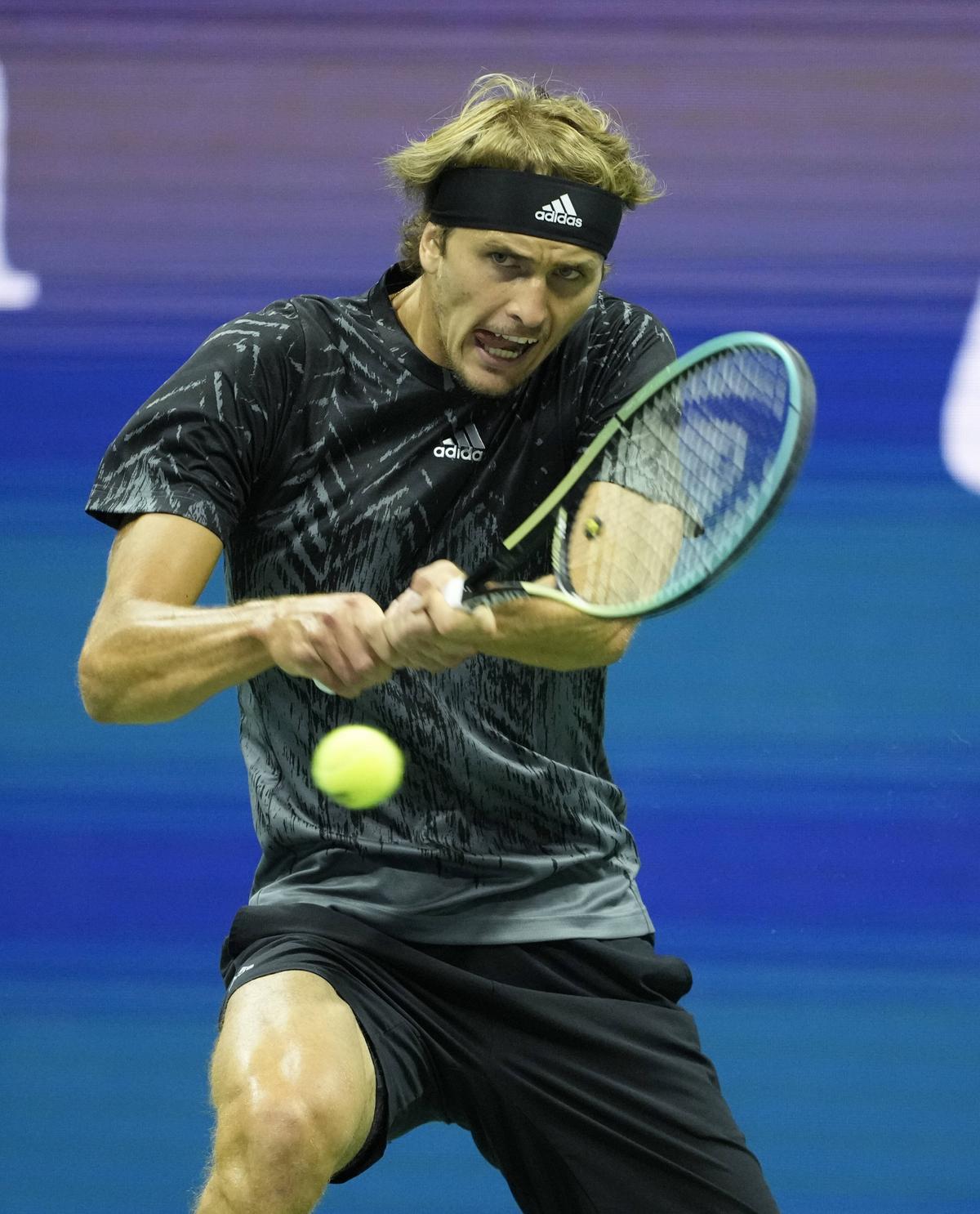Novak Djokovic, elogiat de Zverev după calificarea în finala US Open: „Cel mai bun din istorie! Cum să te lupți cu așa ceva?”