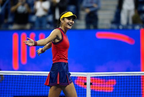 Emma Răducanu (18 ani, 150 WTA) și Leylah Annie Fernandez (19 ani, 73 WTA) se înfruntă în finala US Open 2021. Boris Becker (53 de ani) mizează pe sportiva britanică.