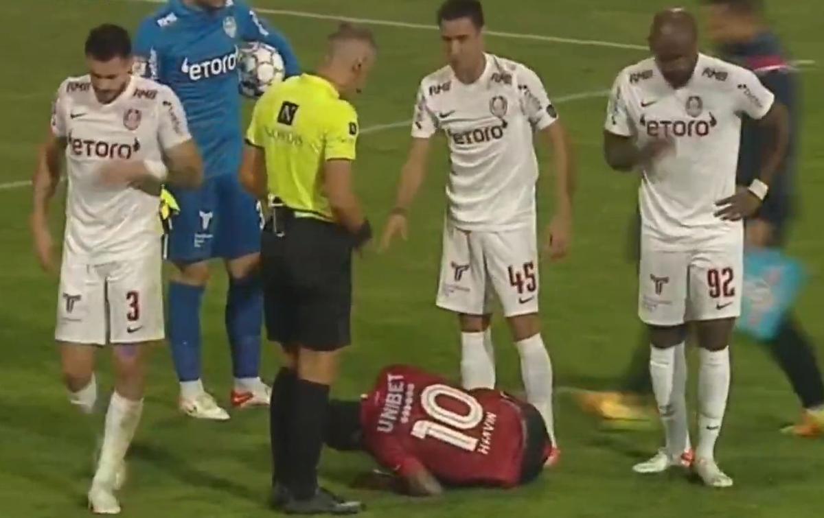 Gest golănesc al lui Juan Emmanuel Culio la revenirea la CFR Cluj » Mijlocașul, norocos că a scăpat de eliminare