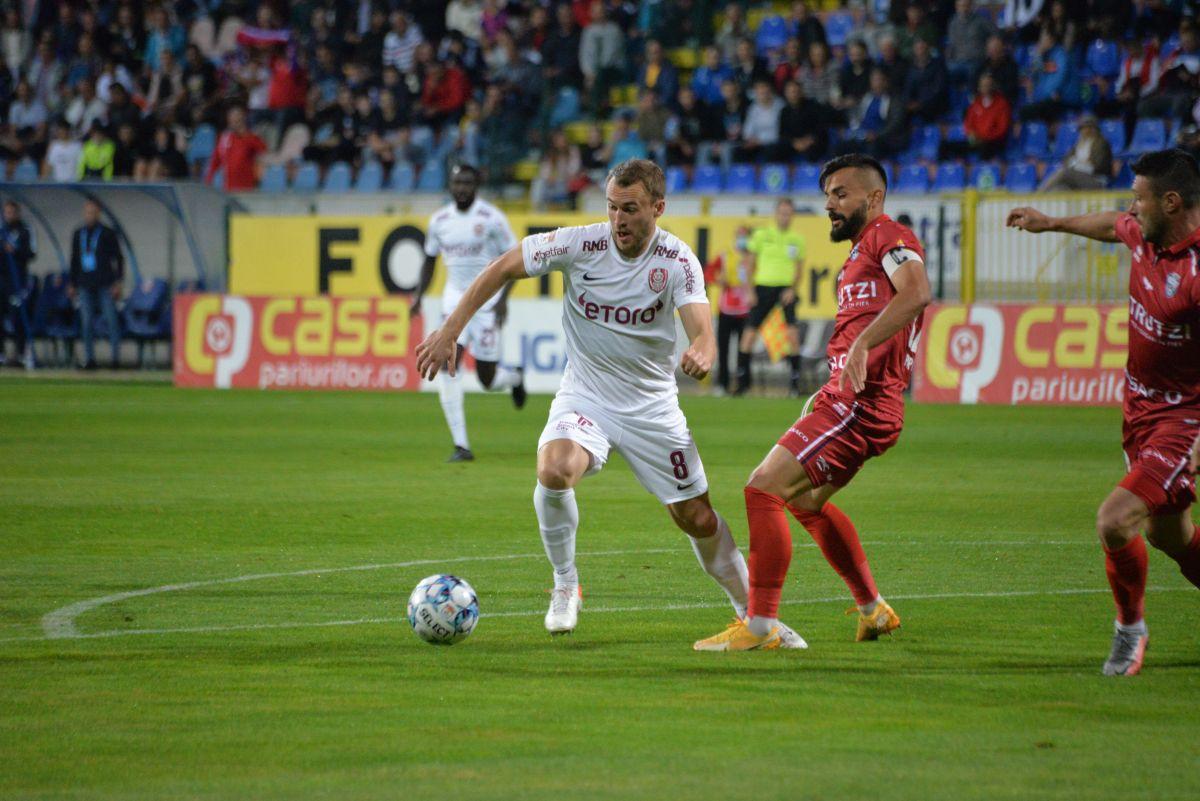 Denis Alibec la Untold, CFR Cluj învinsă la FC Botoșani » Fotografia care i-a iritat pe fani: „Cică accidentat”