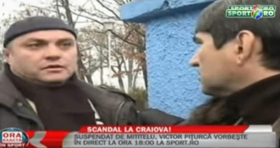 „Petrică” (stânga) a fost în centrul atenției în 2011, când Pițurcă a fost suspendat de Adrian Mititelu din funcția de antrenor al Craiovei, iar fostul selecționer a fost oprit să intre în baza echipei de mai mulți bodyguarzi, între care și „Petrică” Mititelu iese la atac: „Petrică a primit un croșeu de la Săpunaru!” » Recunoaște că a încălcat regulamentul: „Da, era stare de forță majoră”