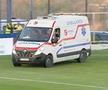 Momente de panică la Farul - FC Argeș, întrerupt timp de 8 minute » Medicii de pe ambulanță au intervenit de urgență la tribuna a 2-a