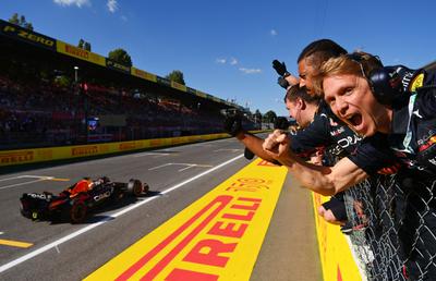 Max Verstappen se impune la Monza, după un week-end haotic » Încă o revenire de senzație a campionului mondial!