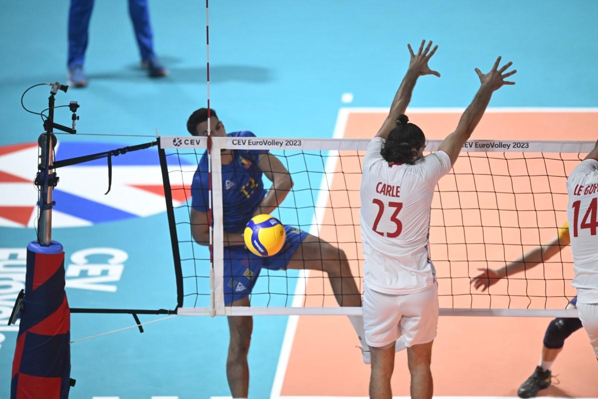 Concluziile „tricolorilor” după înfrângerea cu Franța din sferturile Euro 2023 de volei: „Plecăm cu capul sus!”