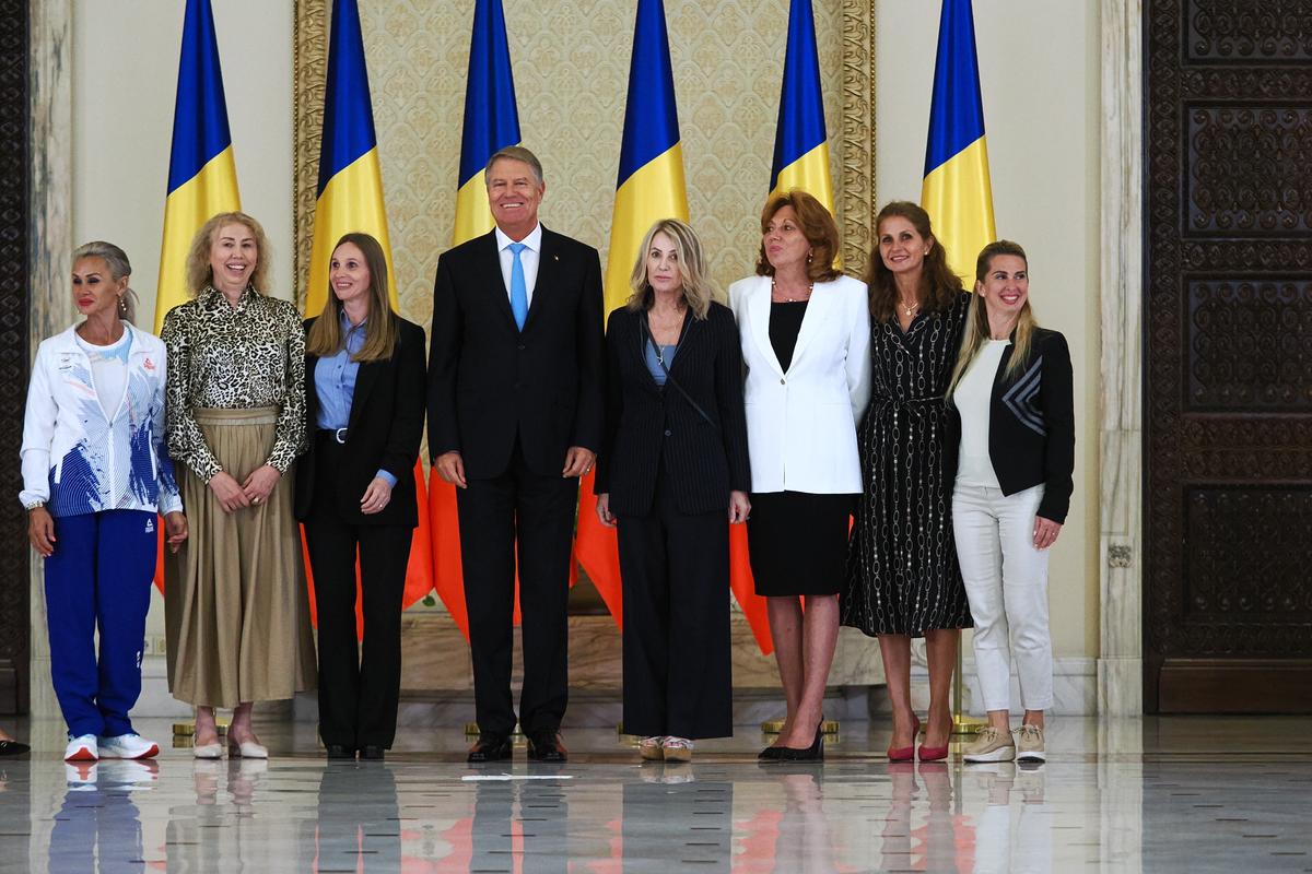Iohannis i-a decorat pe sportivii de la Jocurile Olimpice