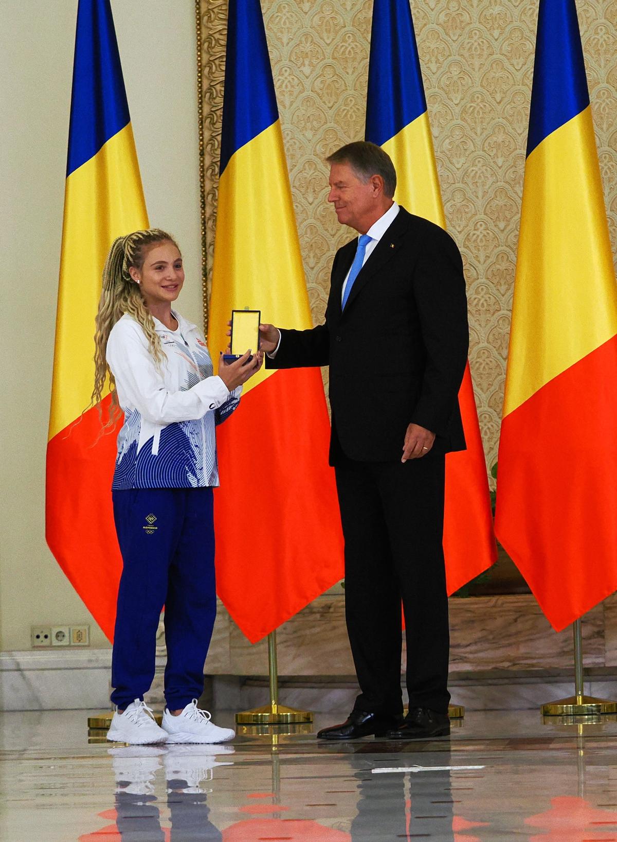 Sabrina Voinea, apariție inedită la Palatul Cotroceni, în fața lui Klaus Iohannis