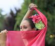Simona Radiș și Sabrina Voinea, ravisante pe podiumul de la Bukarest Fashion Week: „Îmi dau lacrimile!” + Cu ce vedete s-au întâlnit în culise