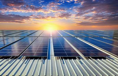 Românii fac echipă cu… soarele! Panouri fotovoltaice la prețuri accesibile găsesc la Fast Electric Expert