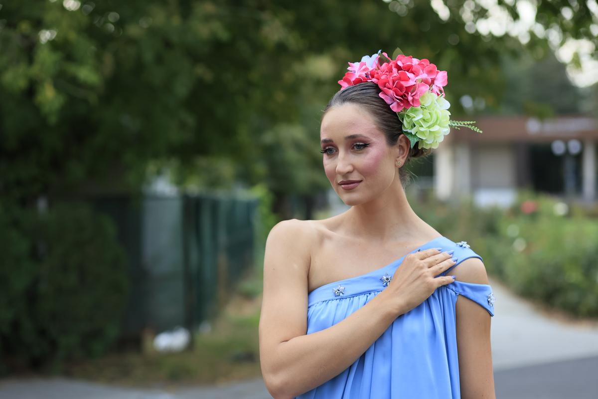 Simona Radiș și Sabrina Voinea, ravisante pe podiumul de la Bukarest Fashion Week: „Îmi dau lacrimile!” + Cu ce vedete s-au întâlnit în culise
