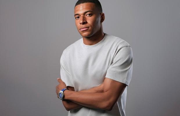 Kylian Mbappe dezvăluie noul ceas inspirat de Liga Campionilor