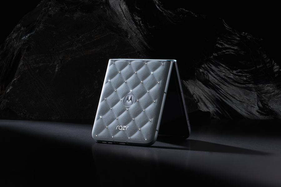 Motorola și Splend’or lansează în România Briliant Collection – o ediție limitată cu cristale Swarovski