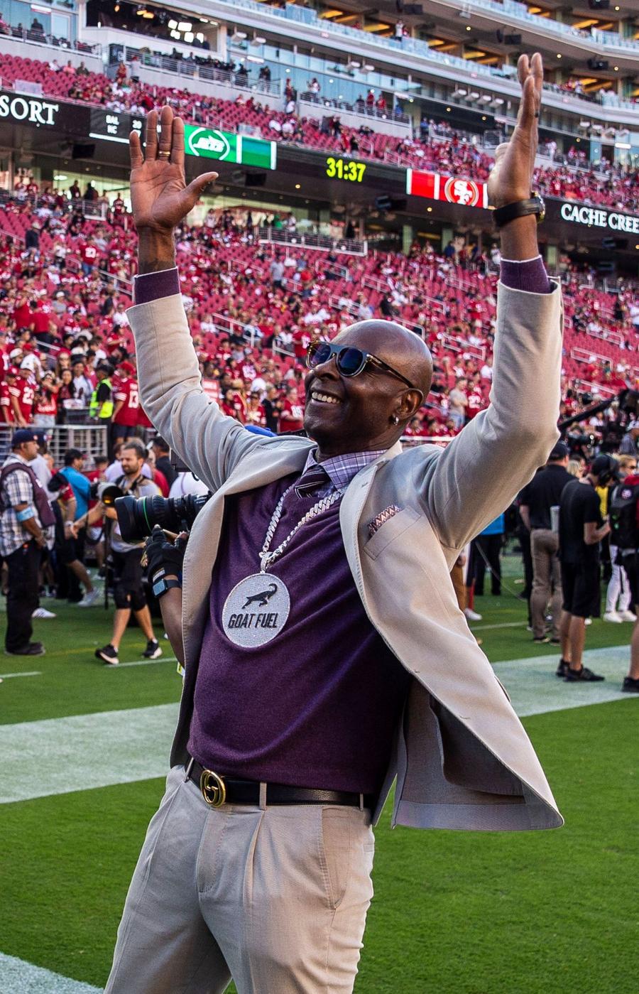 Jerry Rice / Foto: Imago Images Secretele longevității cu Nadia Comăneci: „40 de minute de sport pe zi, oriunde m-aș afla” + Carl Lewis: „Nici acum nu pot face nenorocitul ăla de șpagat”