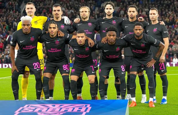 Detaliul incredibil observat la meciul Manchester United - Sabah » Așa ceva nu s-a mai întâmplat niciodată în Liga Campionilor