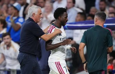 Mourinho îl apără iar pe Vinicius: „Mi-a frânt inima să-l văd în acea situație... Nu a găsit bucuria de a fi decisiv”