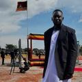 George Desmond Kamurasi, căpitanul SE Dons din al nouălea eșalon englez, a ales fotbalul, refuzând propunerea de a fi rege