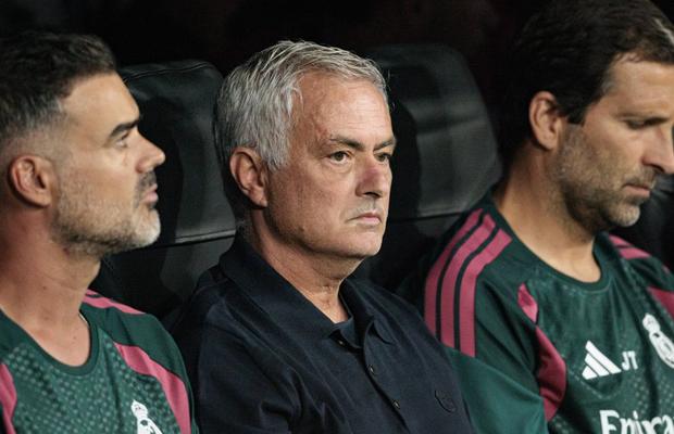 Mourinho, înaintea duelului cu Rațiu: „Fluierăturile nu vor schimba nimic la Real Madrid” + I-a luat apărarea lui Vinicius