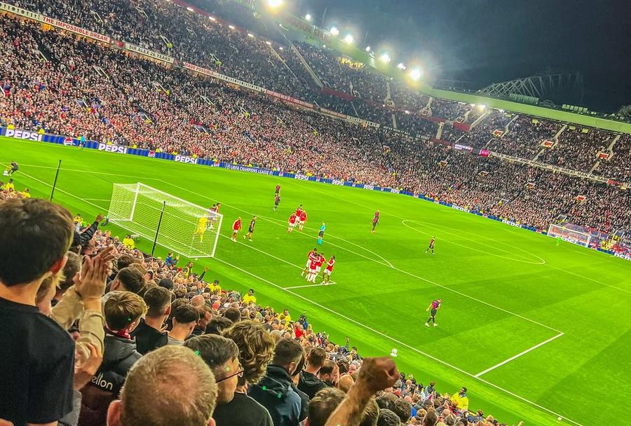 Old Trafford, casa lui Manchester United/ Foto: Instagram @MUFC Manchester City, performanță impresionantă după victoria cu United de pe „Old Trafford”
