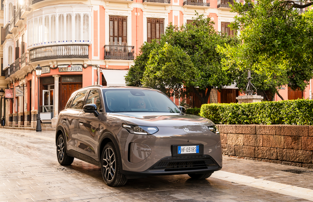 Leapmotor B03X: un nou crossover urban inteligent