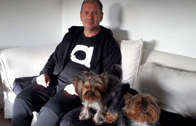 FEROE - ROMÂNIA // VIDEO Interviu cu Nicolae Zamfir, fostul jucător al Craiovei stabilit în Feroe: „Să-i lovim acolo unde îi doare cel mai rău!”
