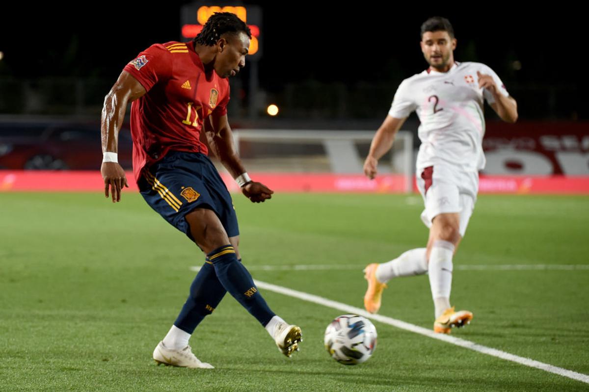 SPANIA - ELVEȚIA 1-0. Luis Enrique, show la conferință: „Las-o pe iubita ta să-mi pună întrebări!”
