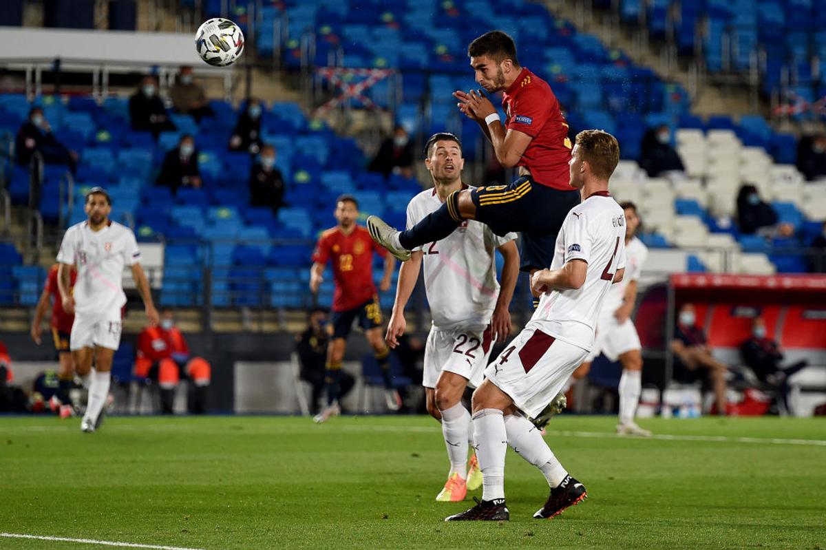 SPANIA - ELVEȚIA 1-0. Luis Enrique, show la conferință: „Las-o pe iubita ta să-mi pună întrebări!”