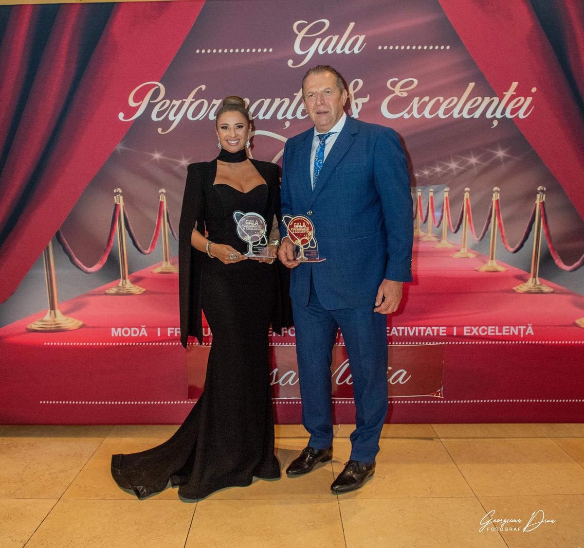 FOTO Anamaria Prodan a întors privirile la gala de la Snagov » Pentru ce a fost premiată soția lui Reghe, alături de Duckadam, Bratu, Mutu și Halep