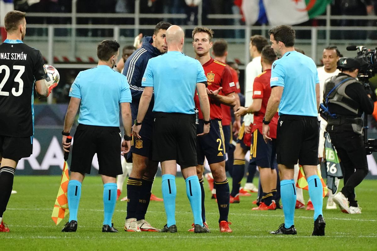 Explicațiile primite de spanioli din partea arbitrului pentru faza controversată din finala Ligii Națiunilor