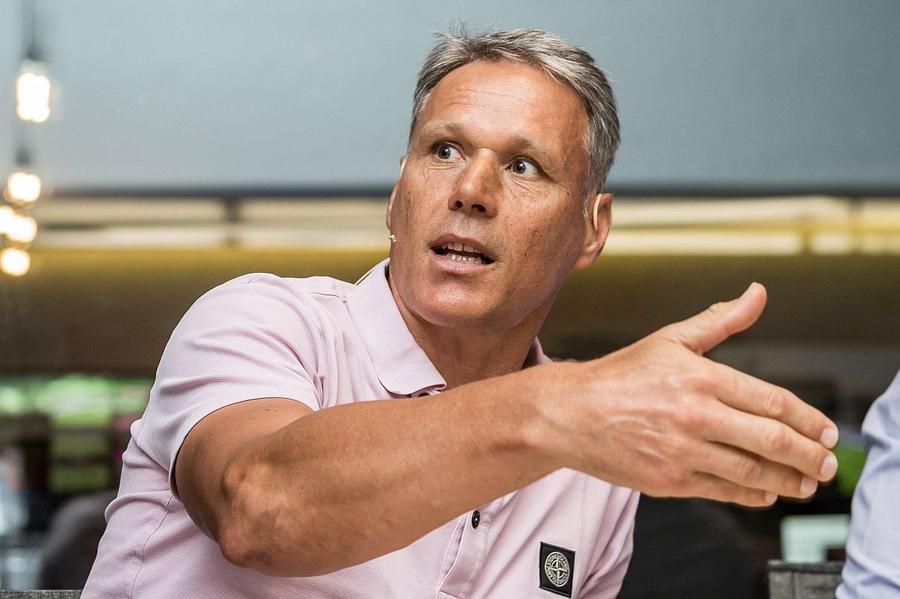 Marco van Basten l-a criticat pe starul naționalei: „M-a dezamăgit, fotbal de poștaș”