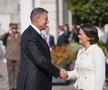 Klaus Iohannis, primit de preşedinta Ungariei la Budapesta » Tot orașul e împânzit cu steagurile României