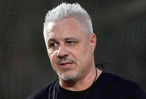 Antrenorul celor de la Gaziantep, Marius Șumudică (52 de ani), a analizat partida naționalei României cu Belarus, din preliminariile EURO 2024. 
Foto: Facebook @ Gaziantep FK