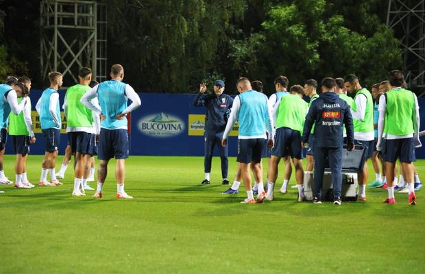 Federația Maghiară de Fotbal a sfătuit naționala României să solicite protecție la Budapesta: „Plimbați-vă, dar cu pază!”