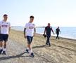 Naționala României, la plimbare pe plaja din Larnaca. Foto: FRF