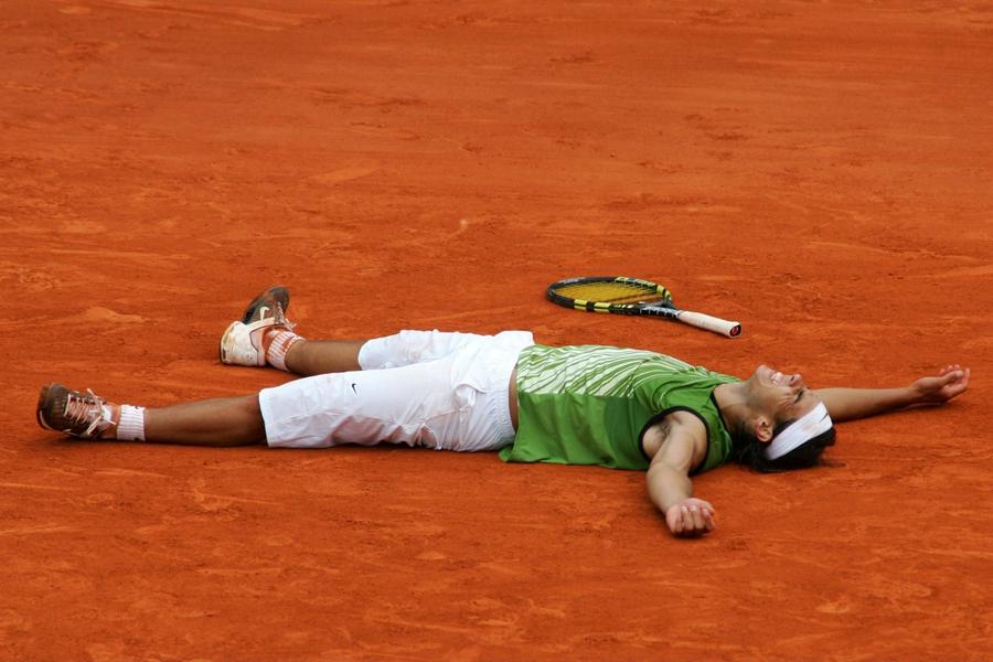 Rafael Nadal la primul trofeu cucerit în 2005 la Roland Garros FOTO Imago Images Tenisul înainte și după Nadal