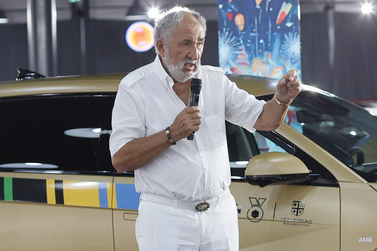 „Nu știu dacă a făcut cineva un lucru atât de măreț ca Ion Țiriac!” » Campioana olimpică, oprită în trafic de o actriță: „Arătau cu degetul”